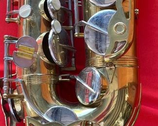 Vintage F.E. Olds & Son The Parisian Ambassador Alto Saxophone Case: 25x6x10.5in