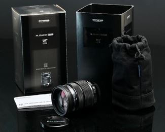 Olympus M. Zuiko 12-40mm 1:2.8 PRO Lens Digital f/2.8 Micro Four Thirds Box: 7.5x4.5x4.5in HxWxD