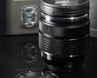 Olympus M. Zuiko 12-40mm 1:2.8 PRO Lens Digital f/2.8 Micro Four Thirds Box: 7.5x4.5x4.5in HxWxD