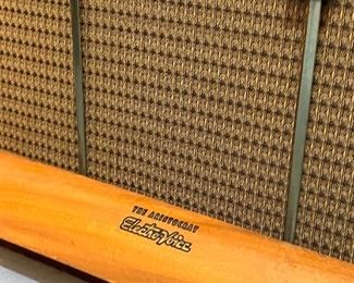 2pc Electro-Voice EV Aristocrat Speaker 12TRXB Corner Horn PAIR 29.5x19x16.25in HxWxD