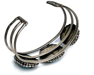Vintage Navajo Silver & Turquoise Cuff Bracelet Size: 6.5in 1.2in W