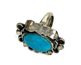 Vintage Native American Silver & Turquoise Ring Signed KT Size: 6 Centerpiece: 1.14x0.835in