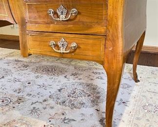 Antique Leather Top Brass Trim Writing Desk 30.5x71x36in HxWxD