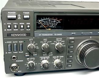Kenwood TS-940S HF Transceiver Amateur Ham Radio 6.25x16x16.5in HxWxD