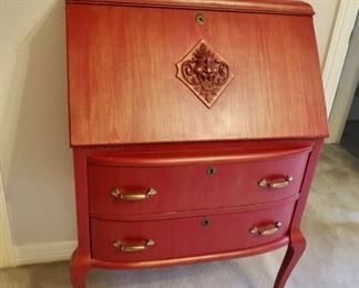 Adorable Secretary - Excellent Condition!