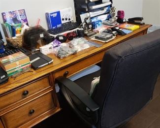 Beautiful Wood Desk
Office Supplies