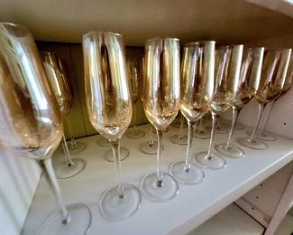 20+ stem champagne set