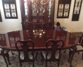 China Cabinet
Thomasville Collectors Cherry
3 large drawers & 2 closed cabinet on each side on bottom part
9 glass shelves inside in top section
Lighted
Comes in two parts
Side depth - 19”
81” Tall x 62” Wide