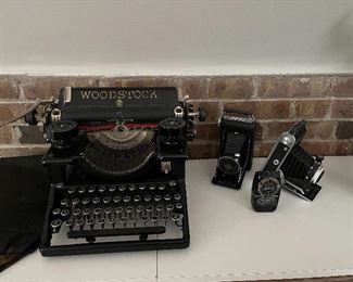 vintage Woodstock typewriter - vintage cameras