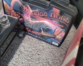 WIRELESS HARMONICA MICROPHONE SYSTEM