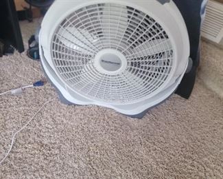 WIND MACHINE FLOOR FAN