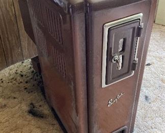 Siegler Oil Stove with Blower