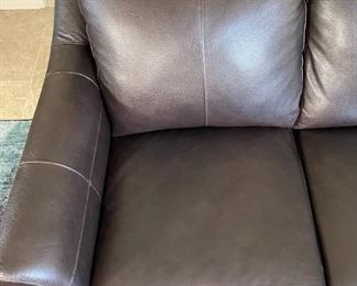 Lane Dundee Sofa Leather Blend Transitional Couch 36 x 83 x 39in HxWxD