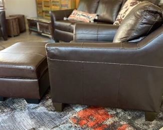 Lane Dundee Chair & Ottoman Leather Blend Transitional Chair: 36 x 43 x 39in <BR>Ottoman: 18 x 34 x 23in HxWxD