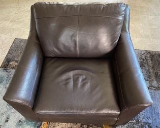 Lane Dundee Chair & Ottoman Leather Blend Transitional Chair: 36 x 43 x 39in <BR>Ottoman: 18 x 34 x 23in HxWxD