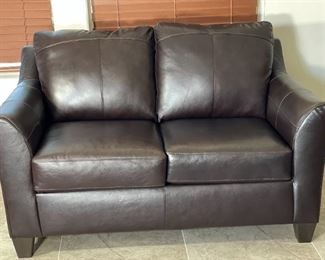 Lane Dundee Loveseat Leather Blend Transitional Couch 36 x 56 x 39in HxWxD