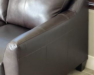 Lane Dundee Loveseat Leather Blend Transitional Couch 36 x 56 x 39in HxWxD