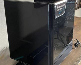 2pc Samsung Soundbar & Subwoofer HW-F550 Wireless Sub 46in soundbar