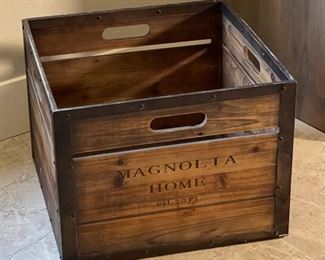 Rustic Magnolia Home Produce Crate Box 13.5 x 18 x 18in HxWxD