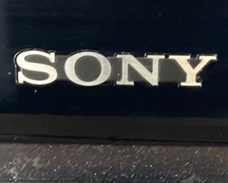 Sony 46in 1080p LCD TV KDL-46S4100 TV 31 x 44.5 x 12in HxWxD