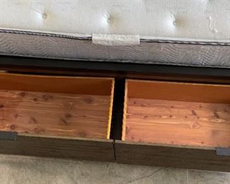 King Rustic Reclaimed Wood Metal Frame Bed with Frame & Mattress Frame: 63 x 79 x 86in<BR>Mattress: 80 long x 76in HxWxD