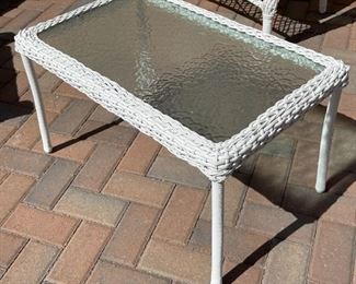 4pc All Weather Wicker Loveseat Chairs & Table Loveseat: 34 x 51 x 24in HxWxD