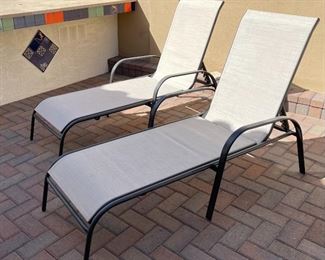 2pc Patio Lounge Chairs PAIR #2 40 27 x 62in HxWxD