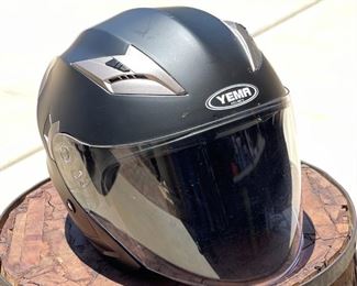 Med Yema YM-627 Motorcycle Helmet Medium