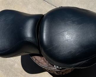 Harley Davidson Road King Classic Seat Basket Weave