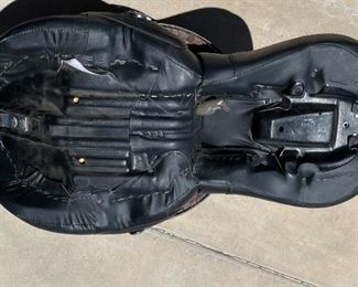 Harley Davidson Road King Classic Seat Basket Weave