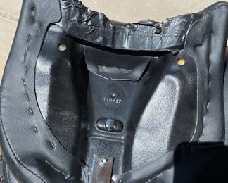 Harley Davidson Road King Classic Seat Studded