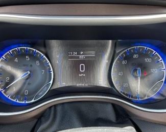 2019 Chrysler Pacifica Touring L Mini Van