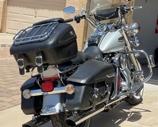 2005 Harley Davidson FLHRCI Road King Classic