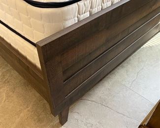 Queen Crown Mark Rustic Panel Wood Bed w/ Revive mattress Frame: 57.5 x 64 x 83.5in<BR>Mattress: 60 x80in