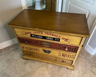 Wilson vegetable Farmhouse 4-Drawer Dresses 30.25x36x18in HxWxD