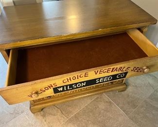 Wilson vegetable Farmhouse 4-Drawer Dresses 30.25x36x18in HxWxD