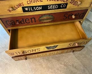 Wilson vegetable Farmhouse 4-Drawer Dresses 30.25x36x18in HxWxD