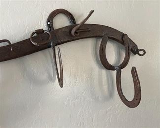 Rustic Horseshoe Coat/Hat Rack 15x 44x 5in HxWxD