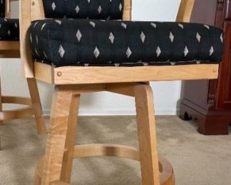 2pc DINAIRE Natural Maple Swivel Barstools Counter Height Chairs PAIR 41 x 23 x 24in<BR>Seat Height: 25.5in HxWxD