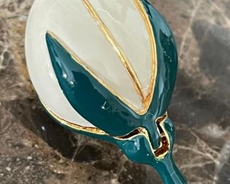 Faberge Imperial Egg Rosebud Egg Authentic Egg: 3 x 2.25in