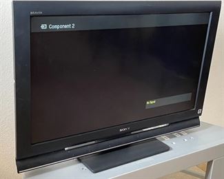 Sony 37in LCD 720p TV KDL-37L4000 TV 25.5 x 36.75x11in HxWxD