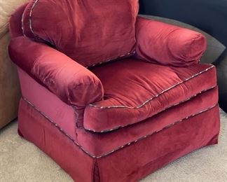 Ethan Allen Red upholstered Chair 31 x 35 x 35in HxWxD