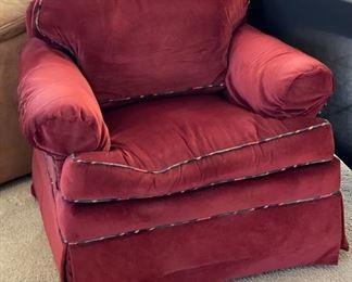 Ethan Allen Red upholstered Chair 31 x 35 x 35in HxWxD