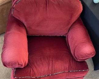 Ethan Allen Red upholstered Chair 31 x 35 x 35in HxWxD