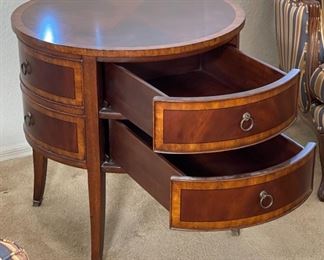 Ethan Allen Round Drum Table Osborne End Table 26 x 26 diameter