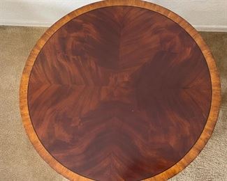 Ethan Allen Round Drum Table Osborne End Table 26 x 26 diameter