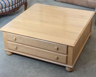 Ethan Allen Natural Maple Coffee Table With Storage. 15.5 x 38 x 38in HxWxD