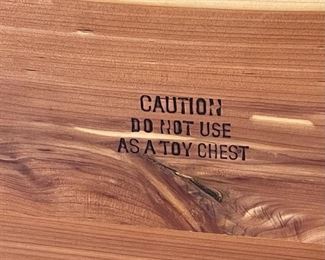 Lane Cedar Chest 20 x 45 x 18.5in HxWxD