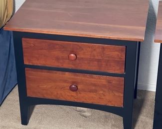 2pc Ethan Allen American Impressions Nightstands PAIR Cherry & Ebony 22.75 x 24.75 x 17.25in HxWxD