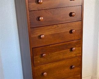 Ethan Allen American Impressions Lingerie Chest 7-Drawer Slender Dresser 53 x 22 x 16.5in HxWxD